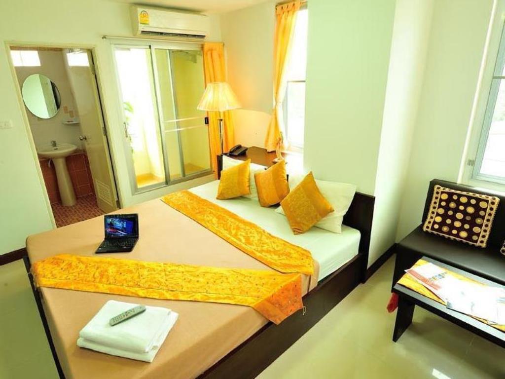 Aravinda Living Home Bangkok Esterno foto