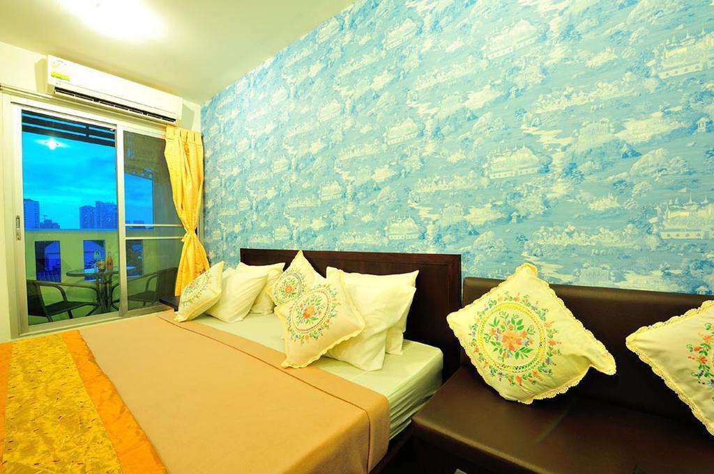 Aravinda Living Home Bangkok Esterno foto