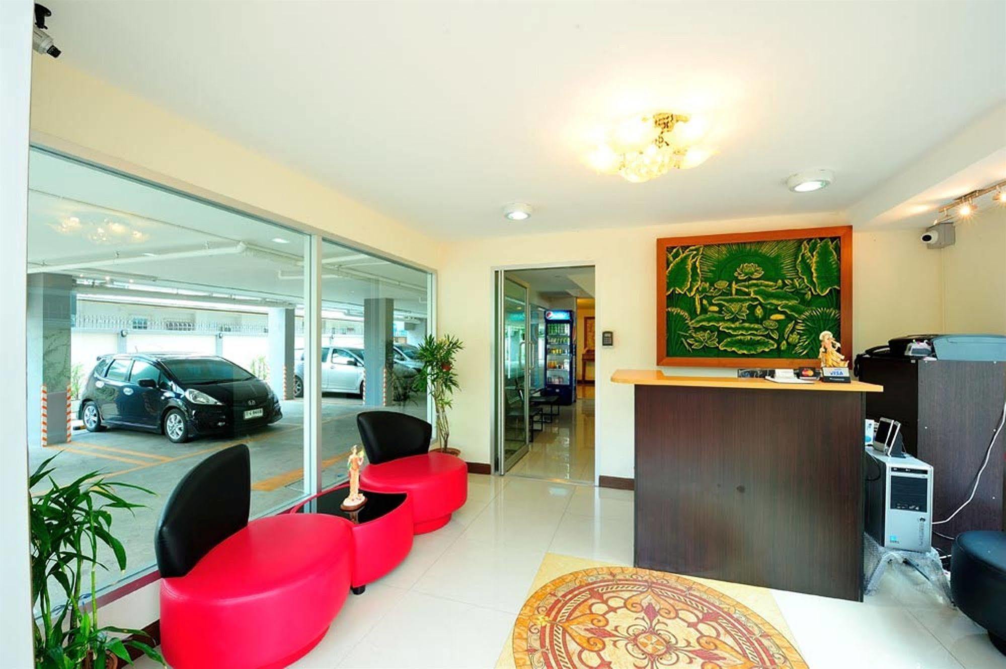 Aravinda Living Home Bangkok Esterno foto